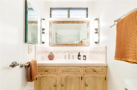 $2,495,000 | 2401 Sierra Vista, Newport Beach, CA 92660