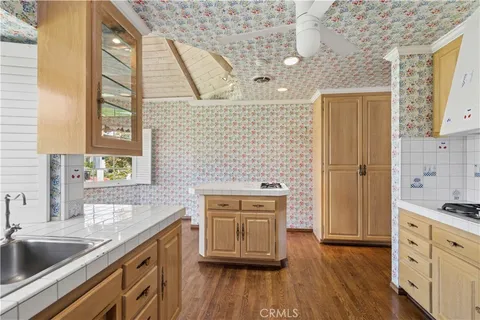 $2,495,000 | 2401 Sierra Vista, Newport Beach, CA 92660