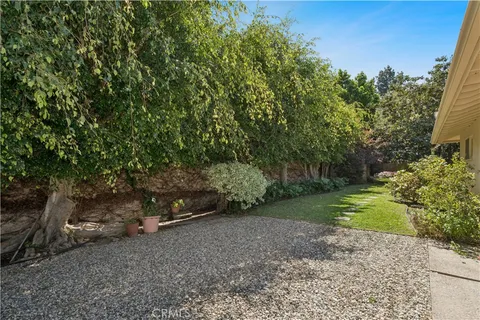 $2,495,000 | 2401 Sierra Vista, Newport Beach, CA 92660