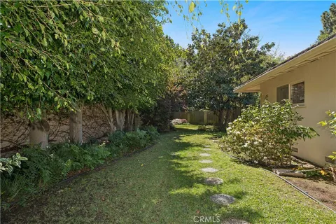 $2,495,000 | 2401 Sierra Vista, Newport Beach, CA 92660