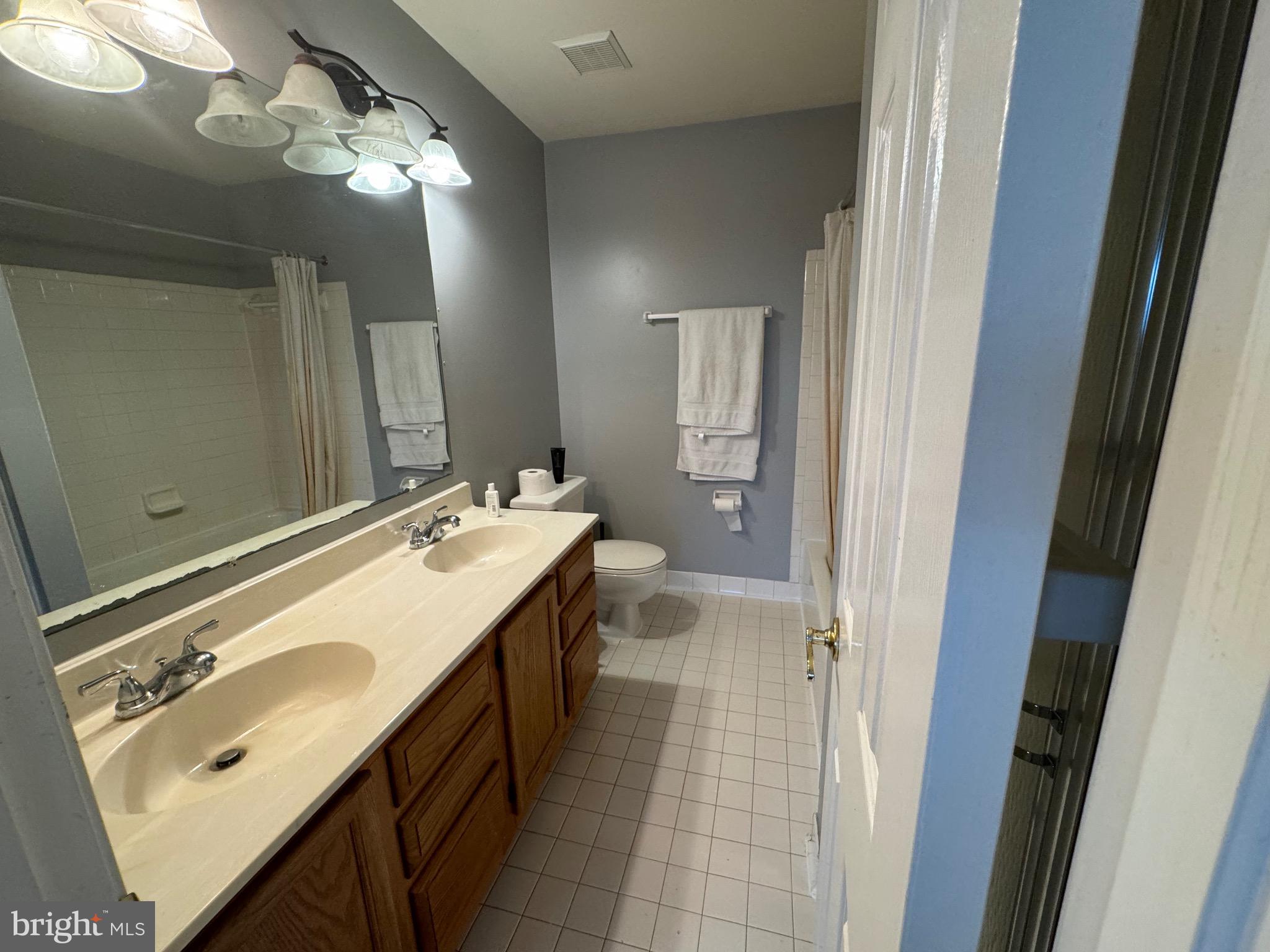 14316 Raddock Court Woodbridge, VA 22193 - Photo 29 of 41 Gallery Image 29