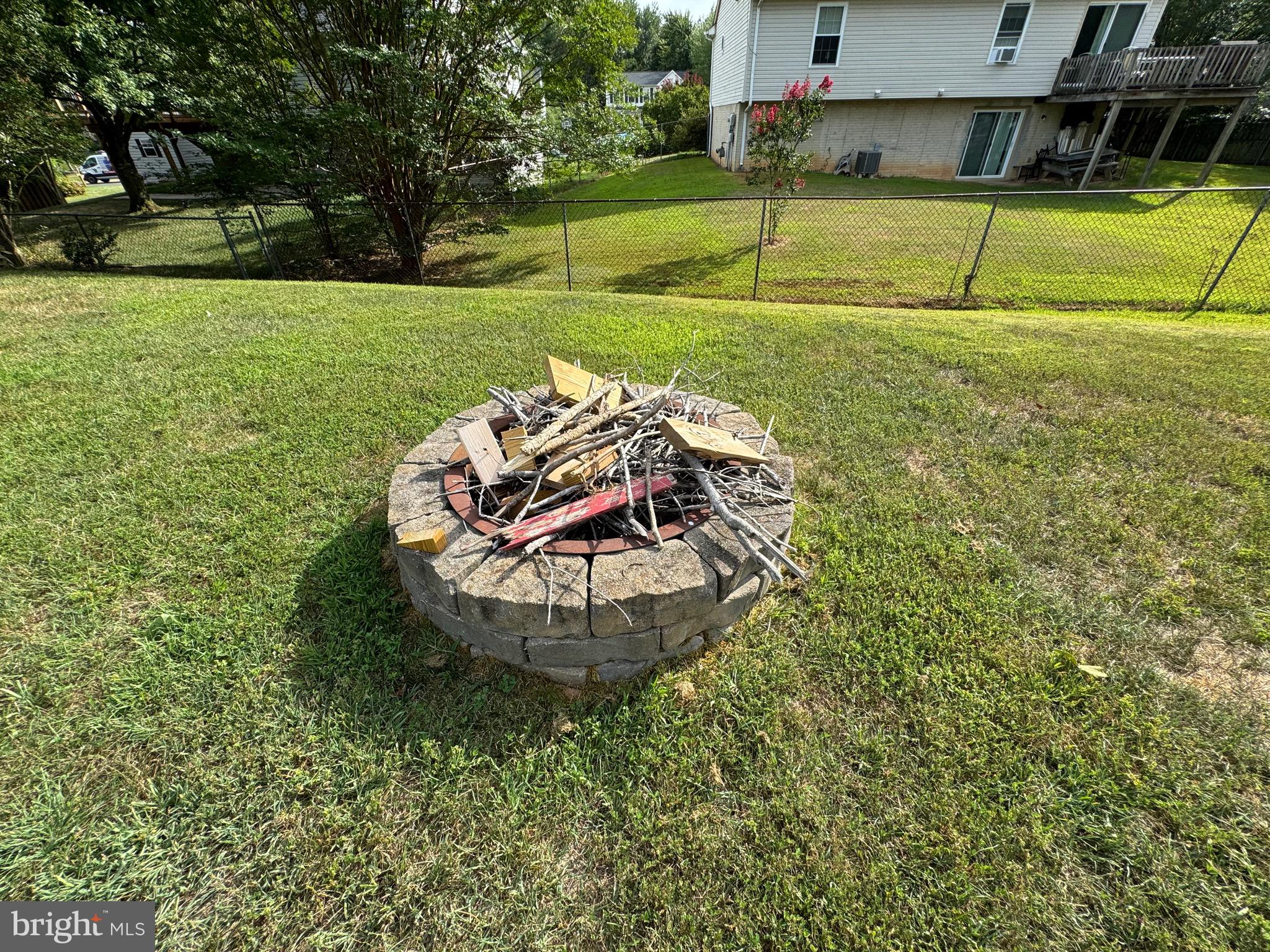 14316 Raddock Court Woodbridge, VA 22193 - Photo 38 of 41 Gallery Image 38