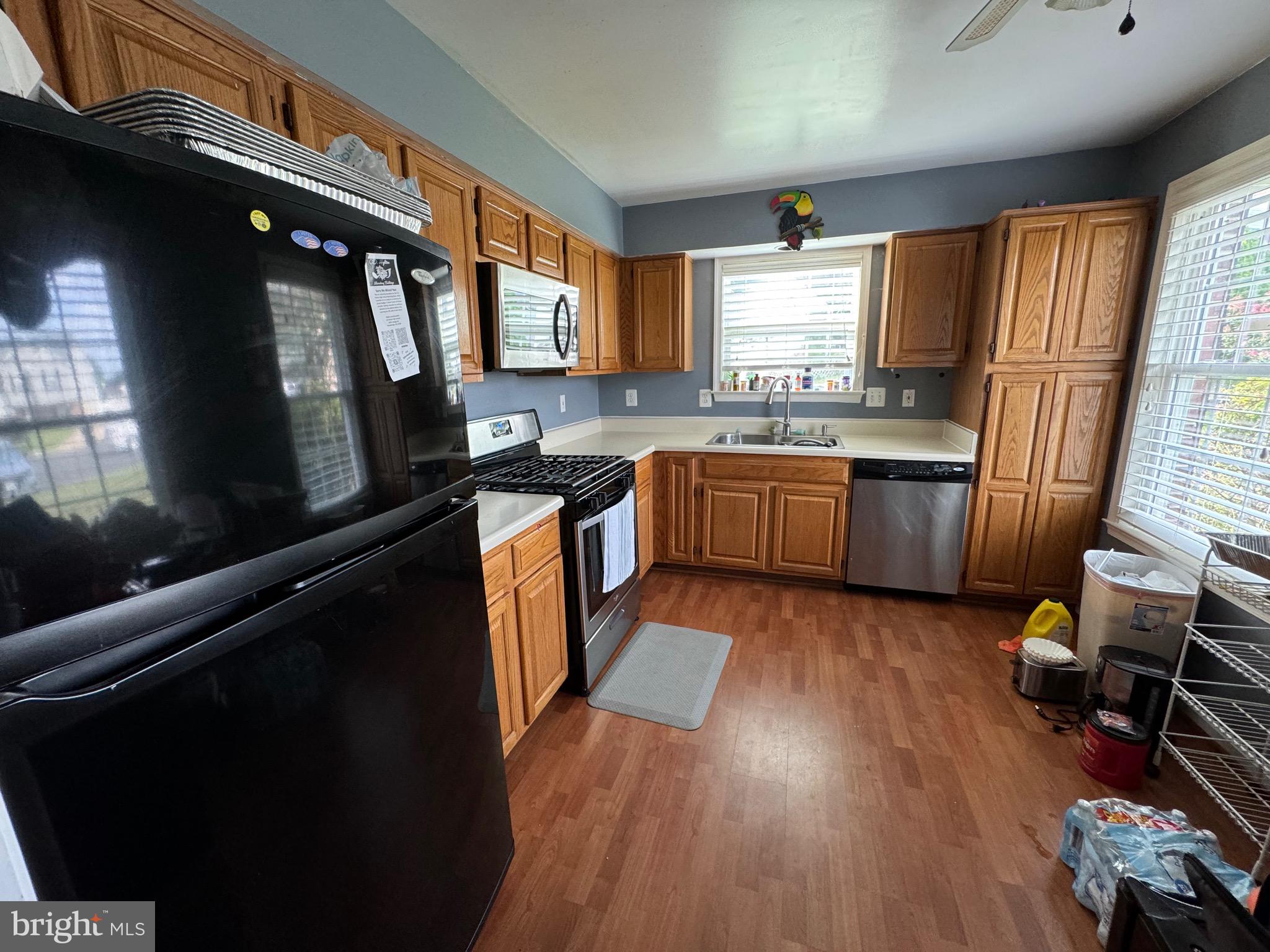 14316 Raddock Court Woodbridge, VA 22193 - Photo 6 of 41 Gallery Image 6