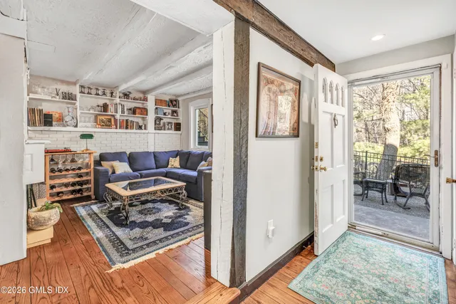 $1,050,000 | 14 Concord Street, Greenwich, CT 06831