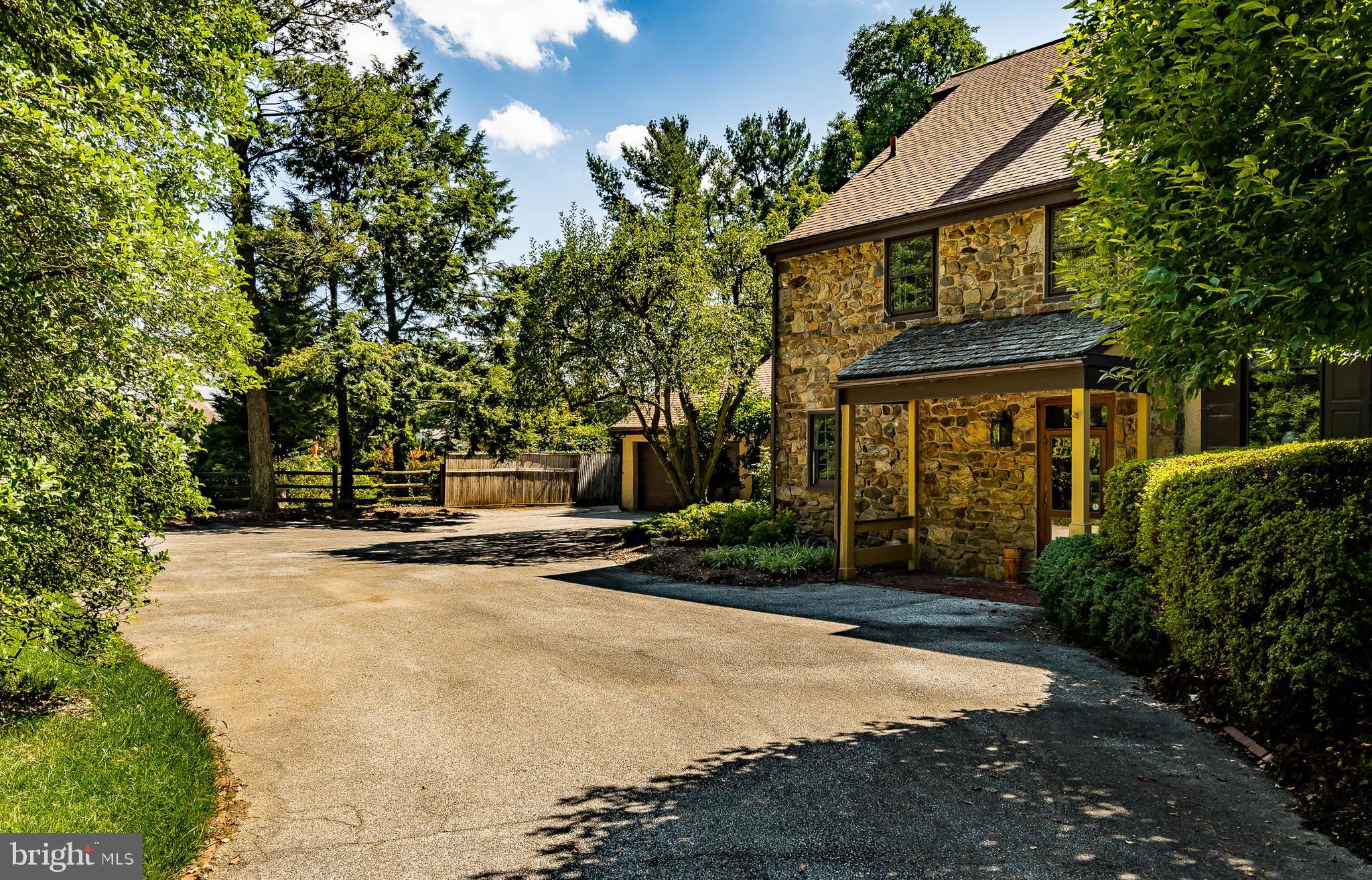 1524 Old Gulph Road Villanova, PA 19085 - Photo 2 of 68