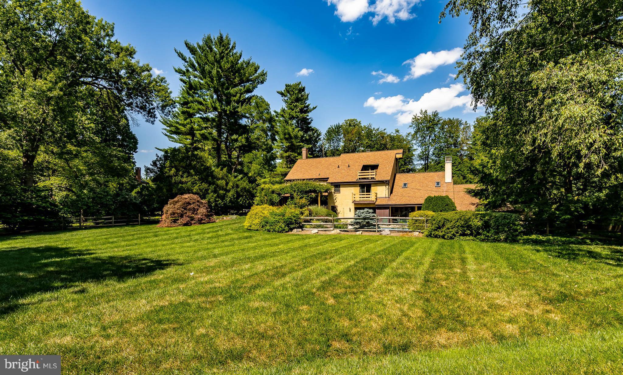 1524 Old Gulph Road Villanova, PA 19085 - Photo 11 of 68