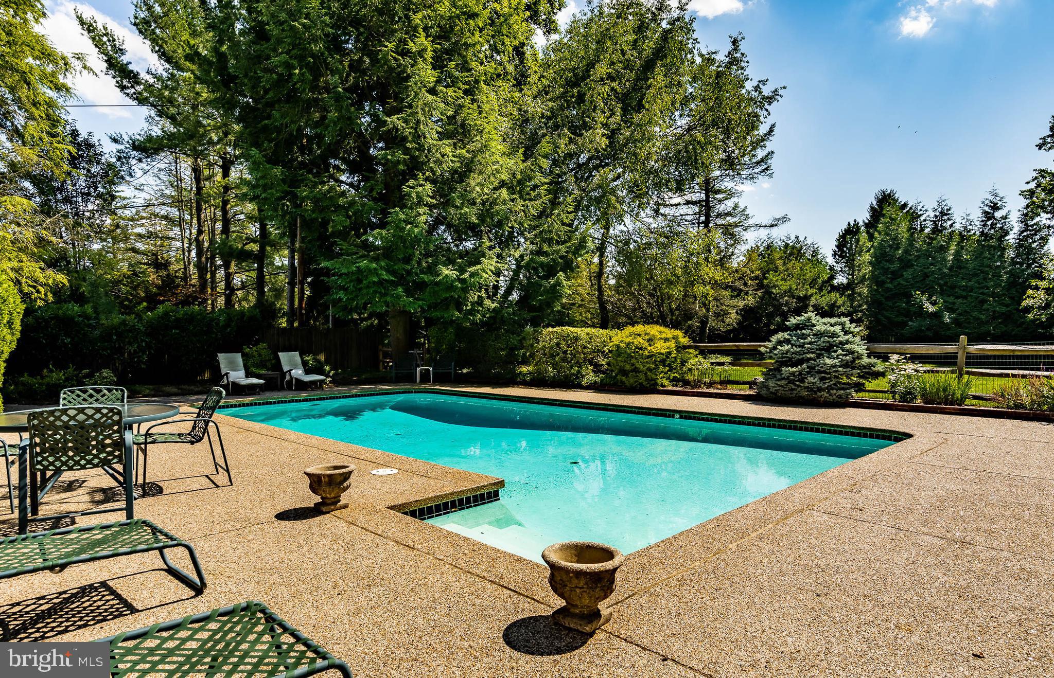 1524 Old Gulph Road Villanova, PA 19085 - Photo 15 of 68