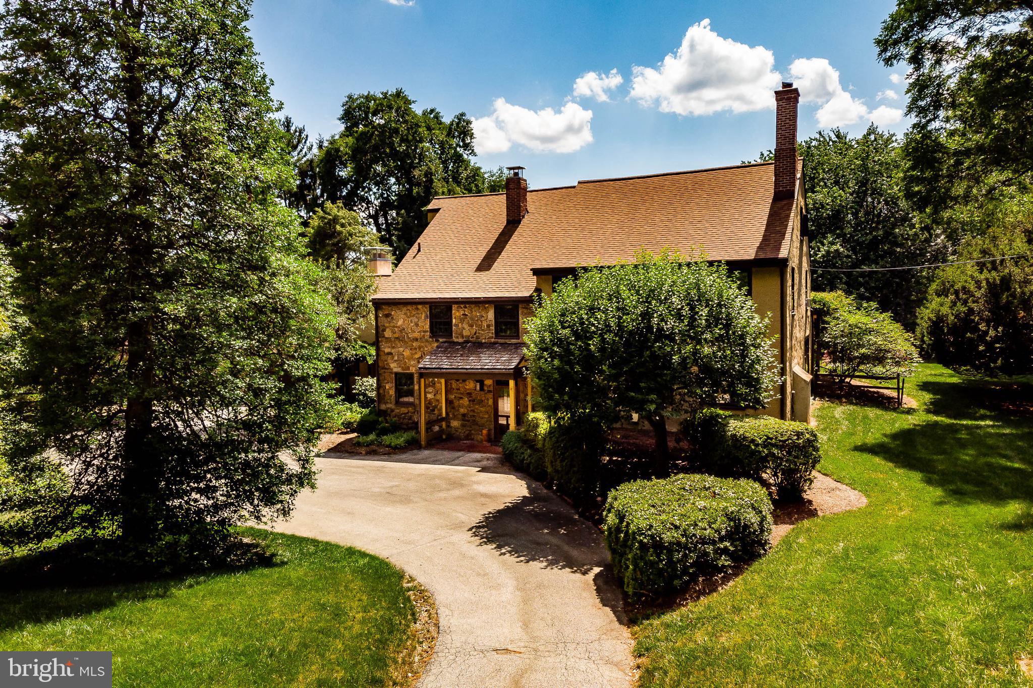 1524 Old Gulph Road Villanova, PA 19085 - Photo 4 of 68