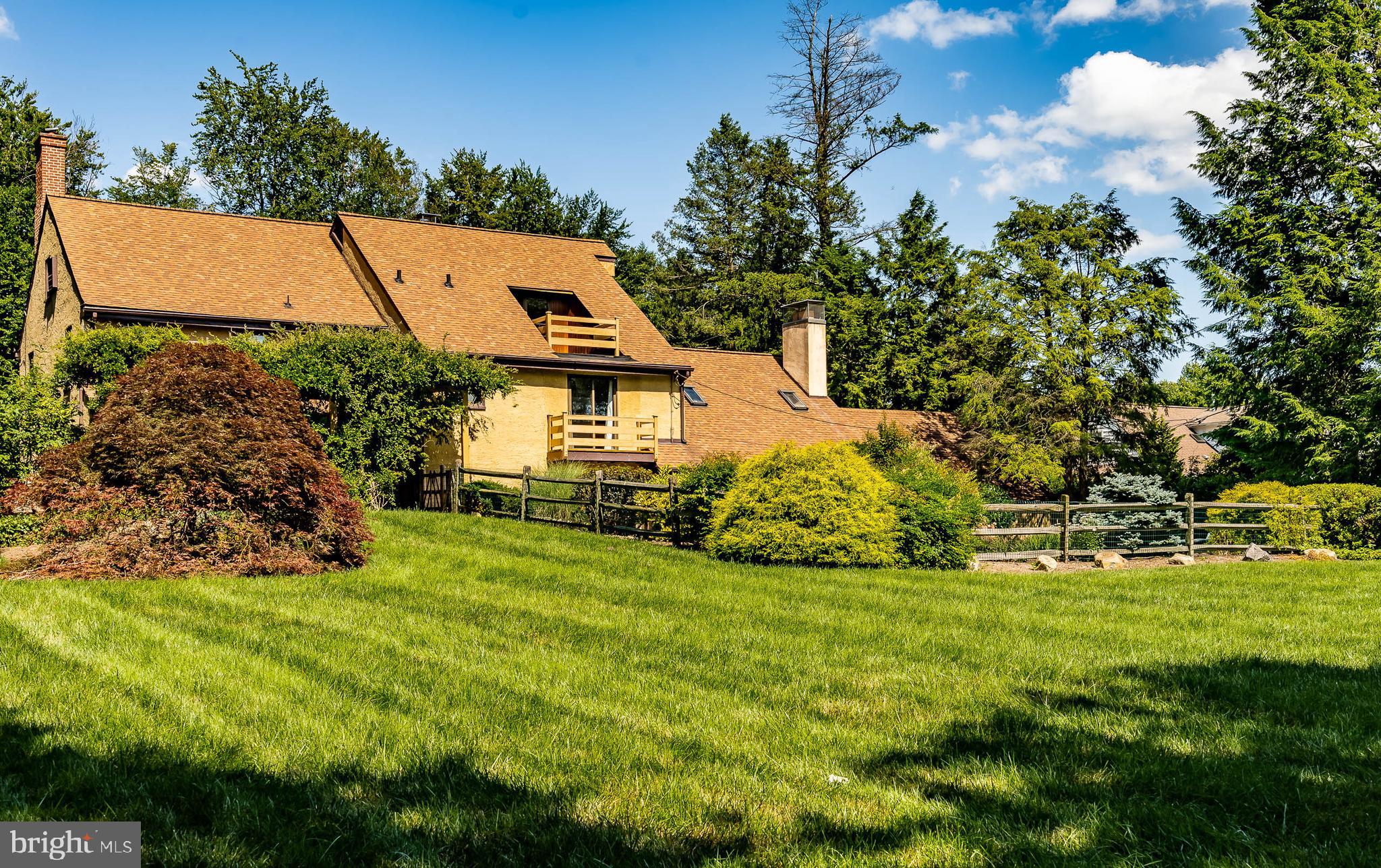 1524 Old Gulph Road Villanova, PA 19085 - Photo 9 of 68