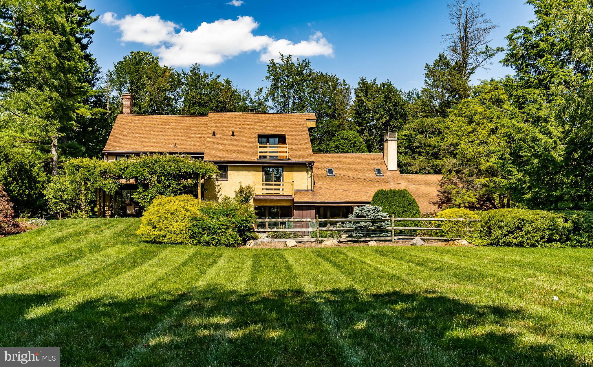 1524 Old Gulph Road Villanova, PA 19085 - Photo 10 of 68