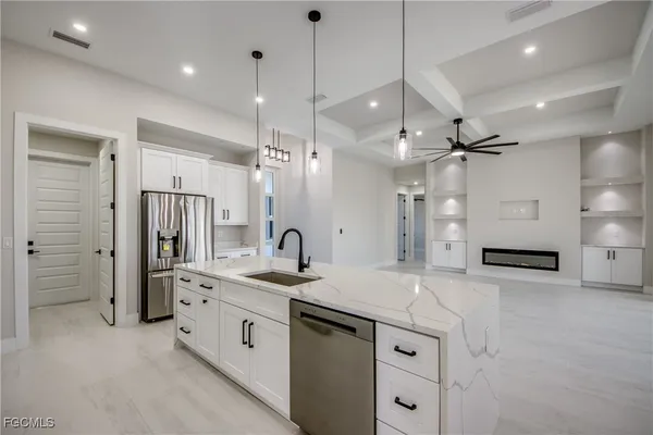 $662,700 | 3812 Embers Parkway West, Cape Coral, FL 33991