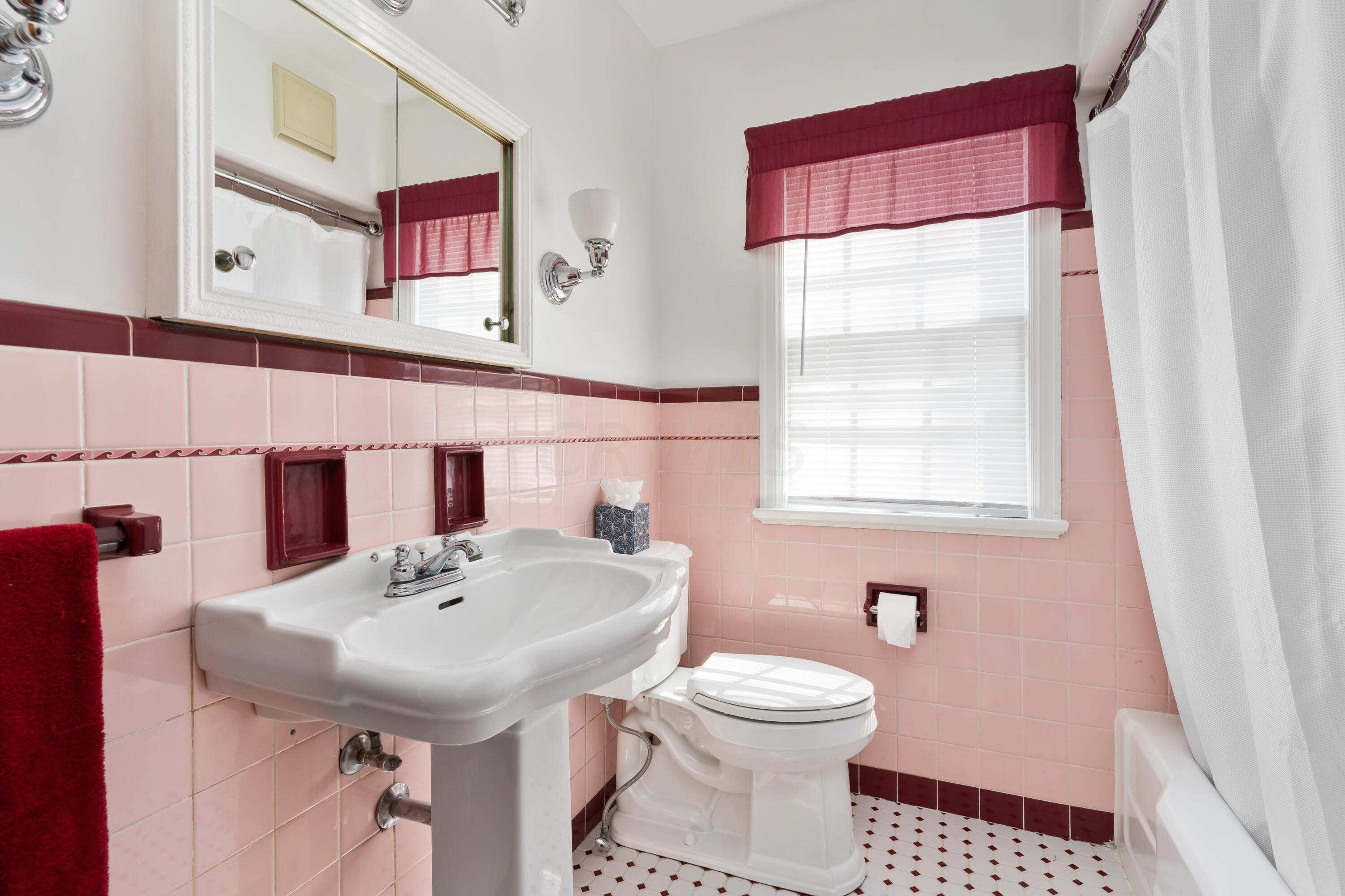 418 Acton Road Columbus, OH 43214 - Photo 22 of 41 418 Acton Road_MLS_22