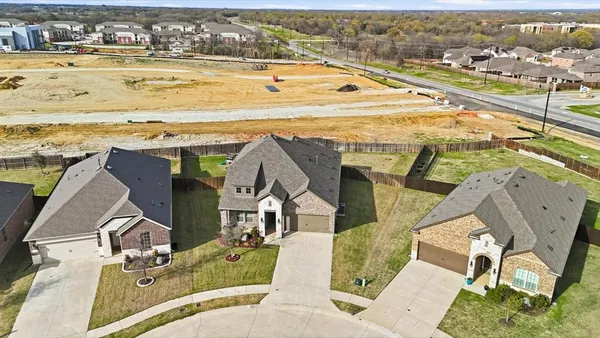 a view of a water fountain