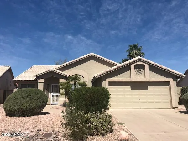 $2,100 | 1108 East Harbor View Drive, Gilbert, AZ 85234