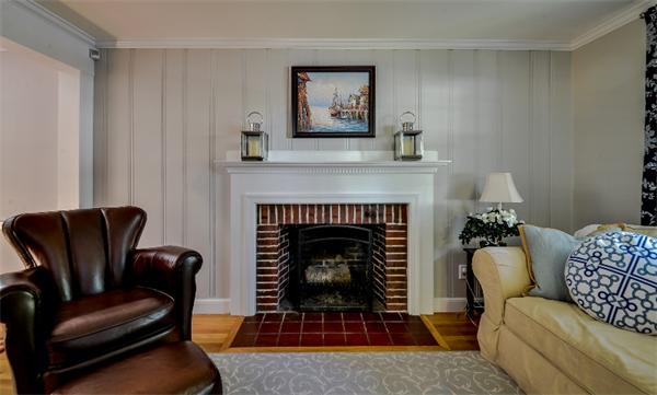 343 Weston Road Wellesley, MA 02482 - Photo 4 of 18
