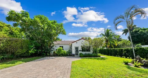 $675,000 | 520 Southwest 12th Court, Fort Lauderdale, FL 33315