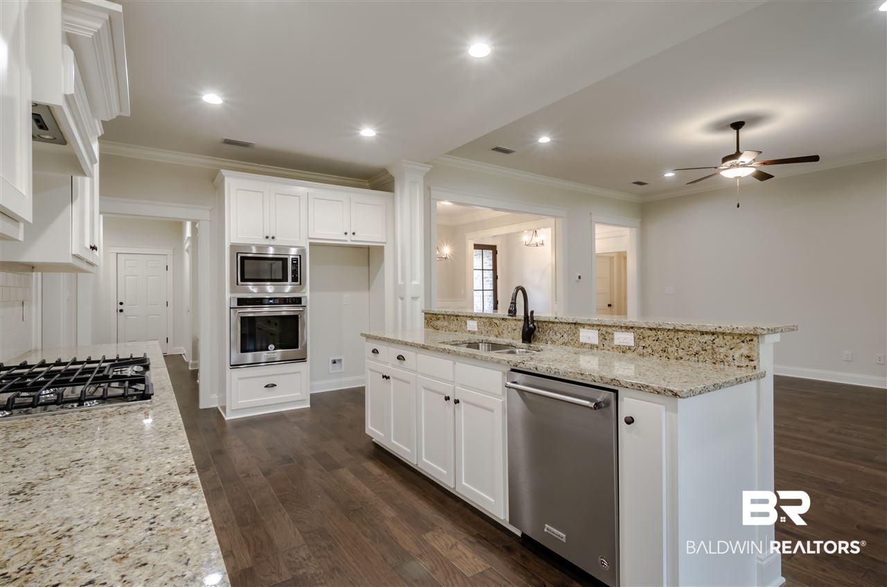 434 Rothley Avenue Fairhope, AL 36532 - Photo 13 of 39