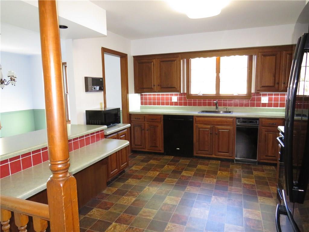 356 South Union Road Union, ME 04862 - Photo 5 of 32 Photo