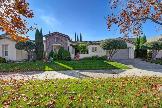 $639,000 | 2558 Heritage Park Lane, Sacramento, CA 95835