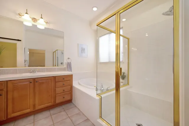 $639,000 | 2558 Heritage Park Lane, Sacramento, CA 95835