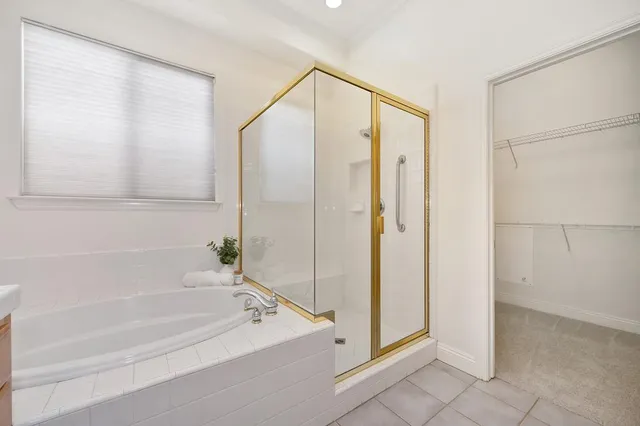 $639,000 | 2558 Heritage Park Lane, Sacramento, CA 95835