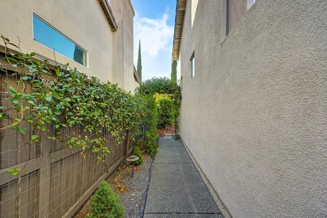 $639,000 | 2558 Heritage Park Lane, Sacramento, CA 95835