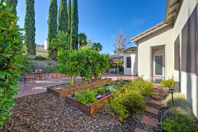 $639,000 | 2558 Heritage Park Lane, Sacramento, CA 95835