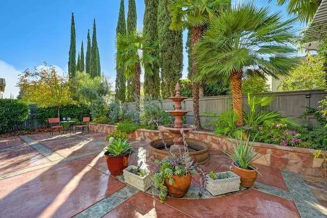 $639,000 | 2558 Heritage Park Lane, Sacramento, CA 95835