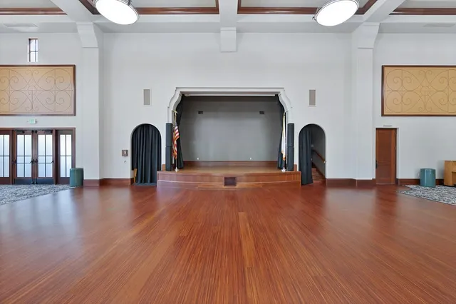 $639,000 | 2558 Heritage Park Lane, Sacramento, CA 95835