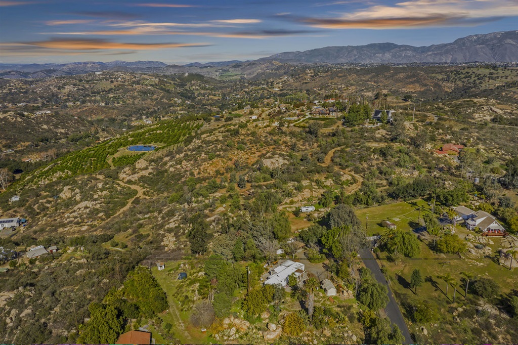 28913 Lilac Road, Unit 1 Valley Center, CA 92082 - Photo 10 of 15