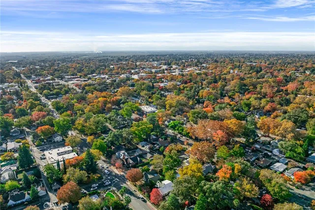 $425,000 | 667 East 8th Street, Chico, CA 95928