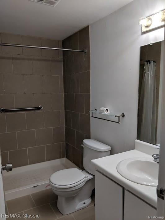 32005 West Twelve Mile Road, Unit 103 Farmington, MI 48334 - Photo 4 of 12 IMG_20190730_202621.jpg