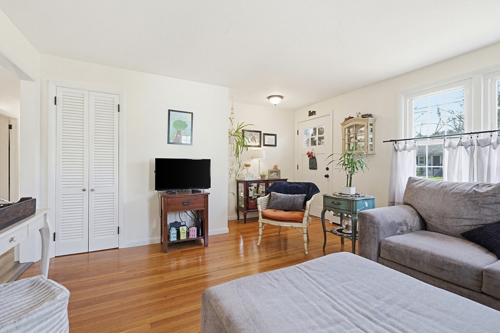 9 Forestdale Road Paxton, MA 01612 - Photo 15 of 41