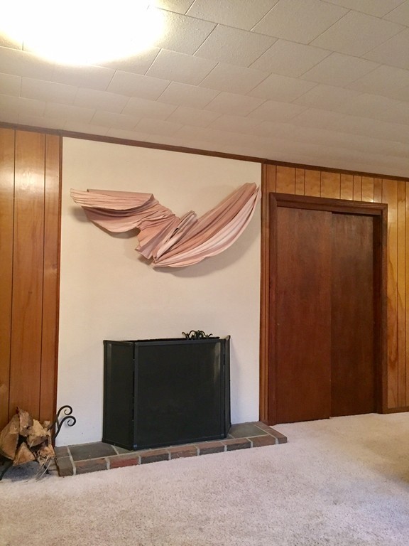 279 Market Hill Road Amherst, MA 01002 - Photo 26 of 30 a view of a garage