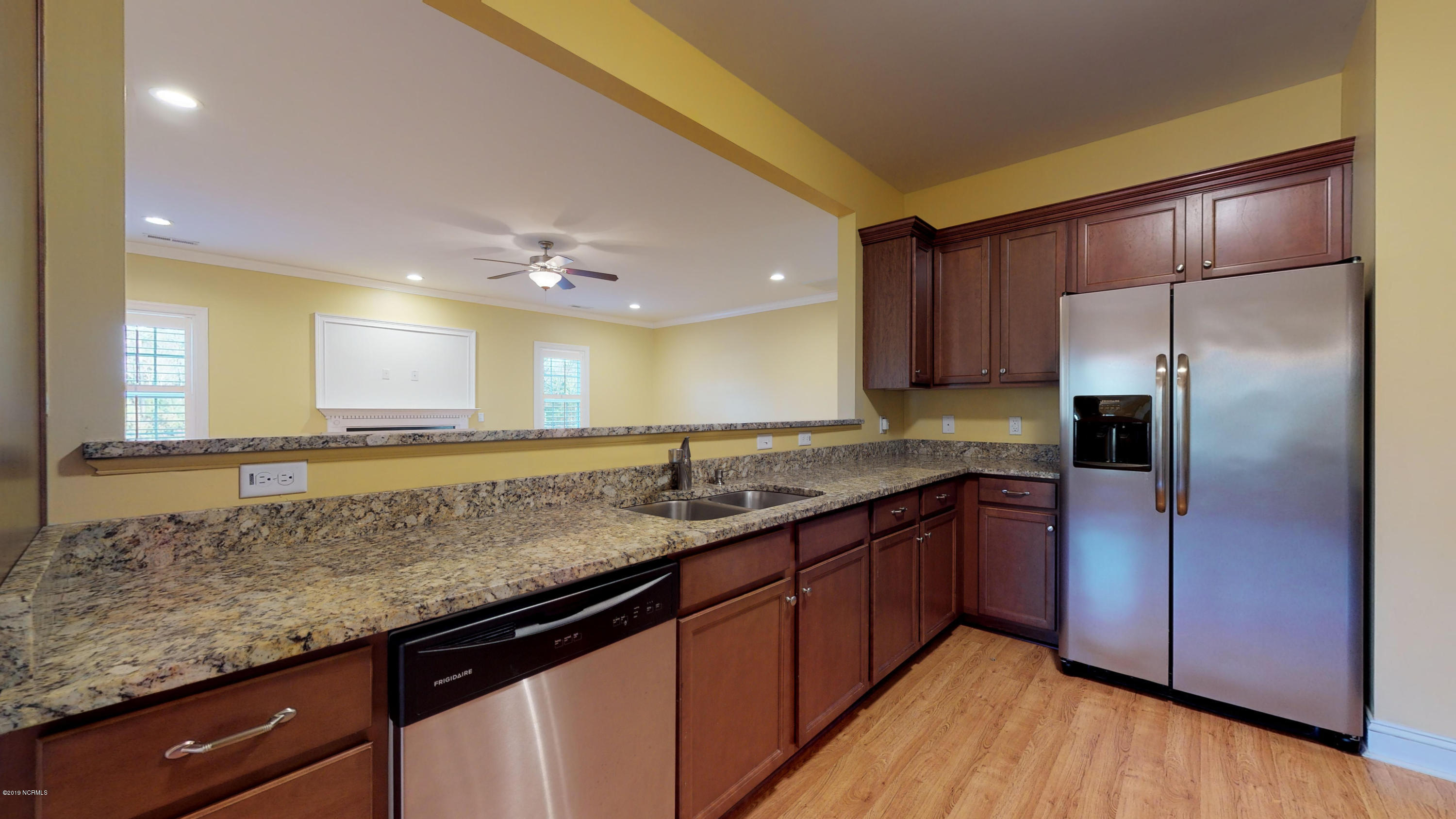 112 Ridgepath Lane Hubert, NC 28539 - Photo 12 of 61 112 Ridgepath Ln-44