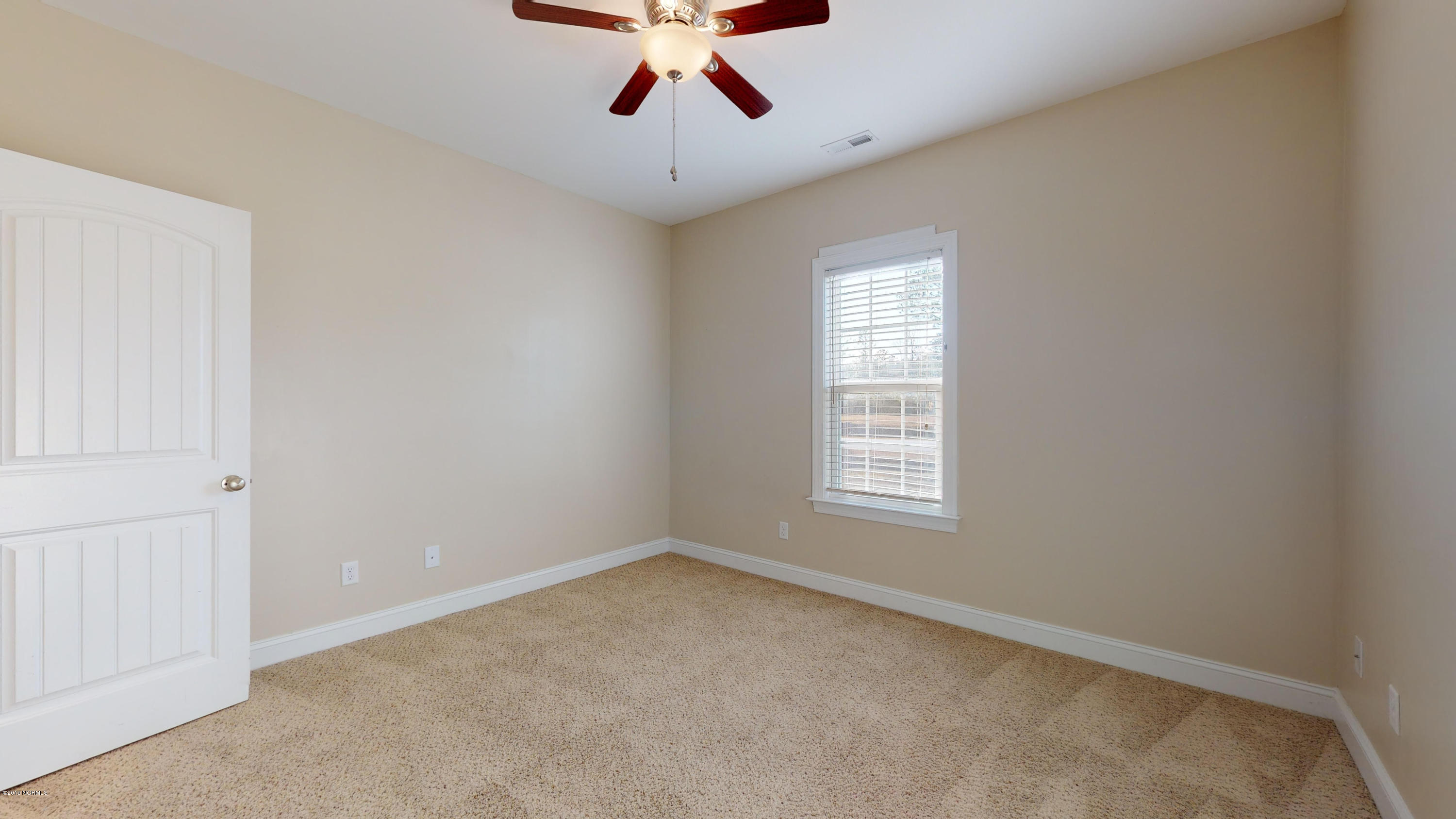 112 Ridgepath Lane Hubert, NC 28539 - Photo 20 of 61 112 Ridgepath Ln-58
