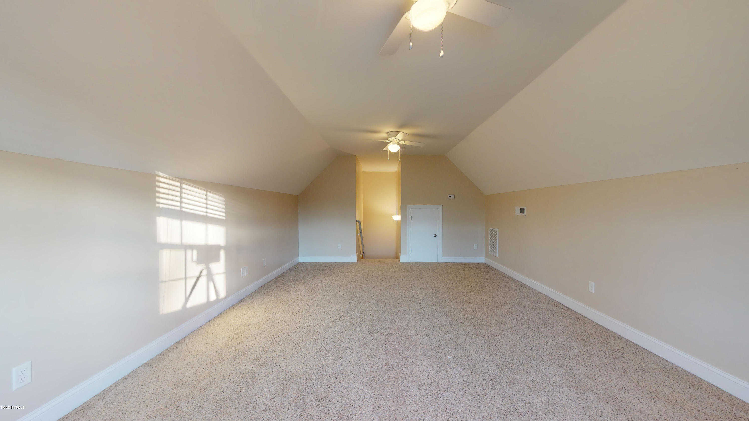 112 Ridgepath Lane Hubert, NC 28539 - Photo 23 of 61 112 Ridgepath Ln-61