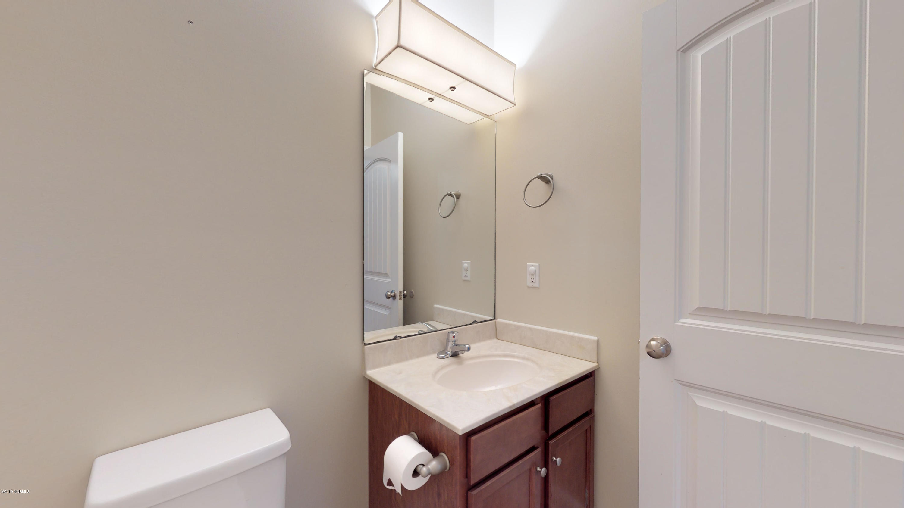 112 Ridgepath Lane Hubert, NC 28539 - Photo 31 of 61 112 Ridgepath Ln-53