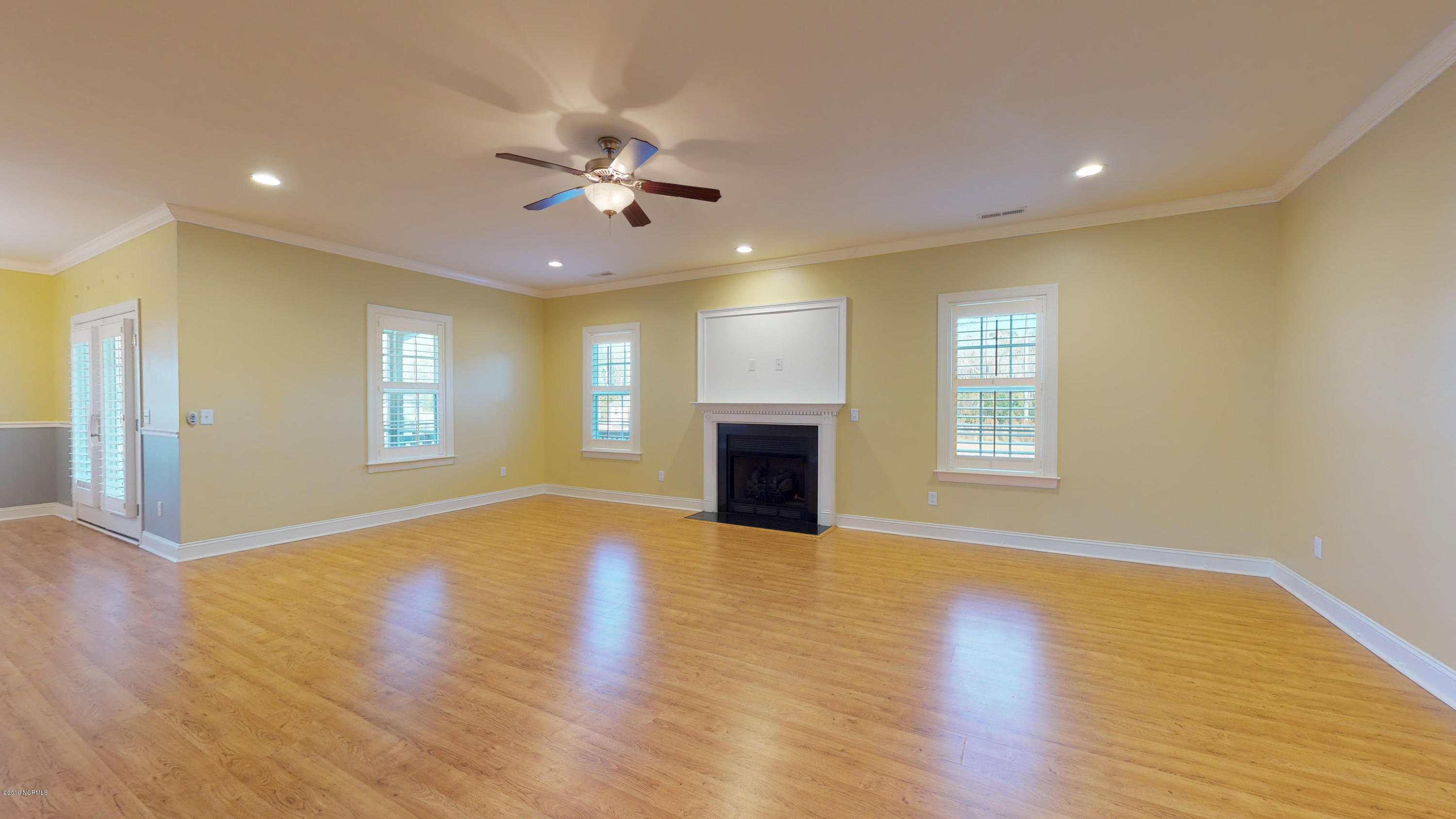112 Ridgepath Lane Hubert, NC 28539 - Photo 7 of 61 112 Ridgepath Ln-35