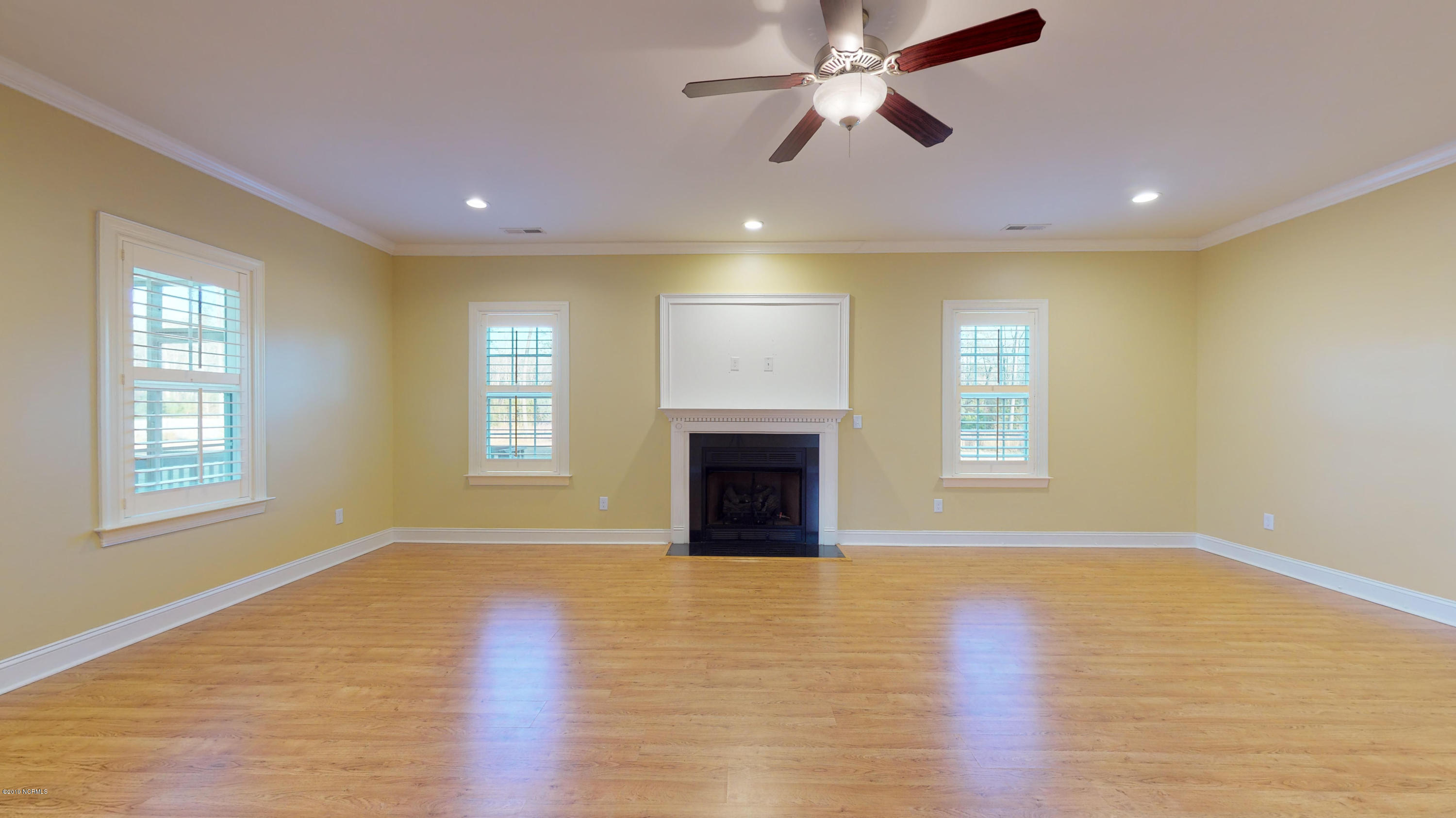 112 Ridgepath Lane Hubert, NC 28539 - Photo 8 of 61 112 Ridgepath Ln-40