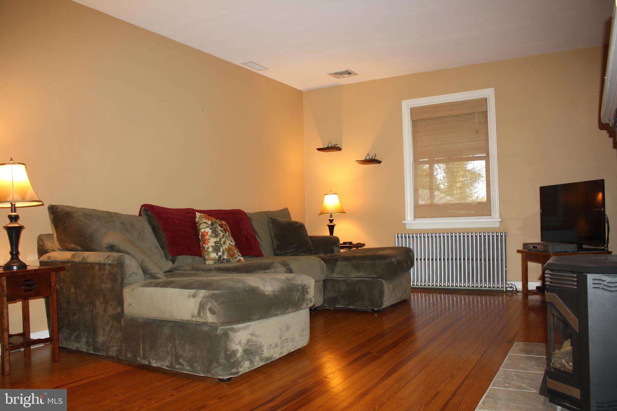 1269 East Derry Road Hershey, PA 17033 - Photo 4 of 40 Gallery Image 4