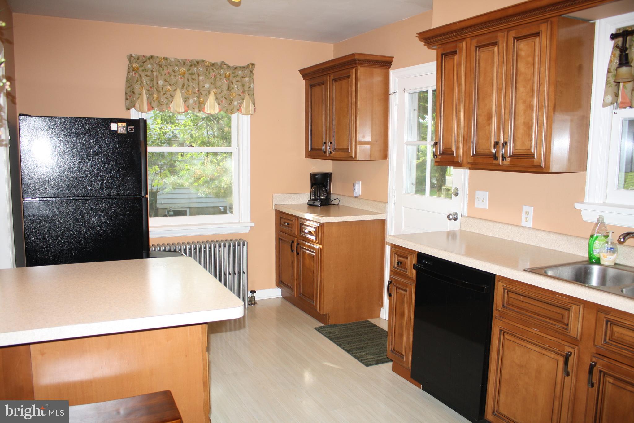 1269 East Derry Road Hershey, PA 17033 - Photo 7 of 40 Gallery Image 7