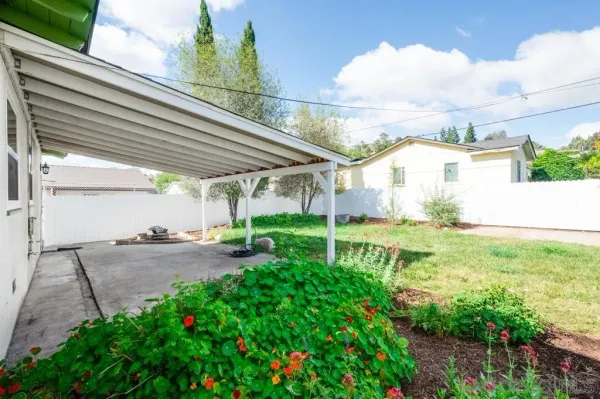 $725,000 | 752 Hillsview Road, El Cajon, CA 92020