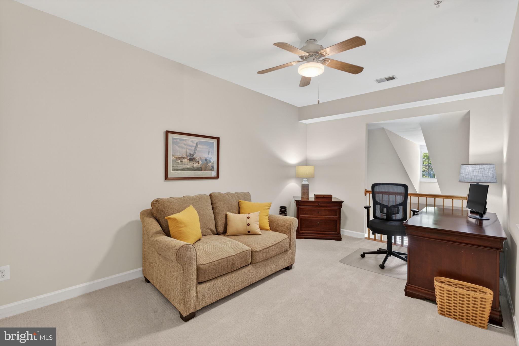 336 Colony Point Place Edgewater, MD 21037 - Photo 29 of 40 a living room with furniture