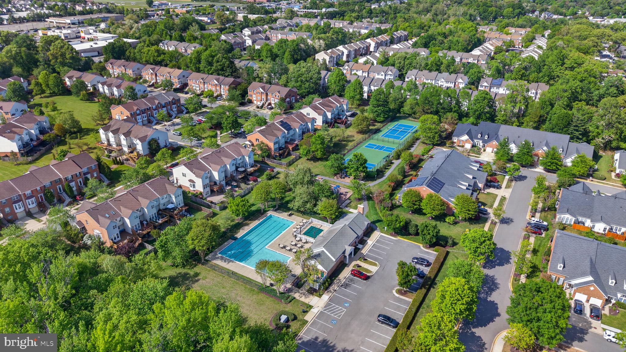 336 Colony Point Place Edgewater, MD 21037 - Photo 4 of 40 an aerial view of multiple house