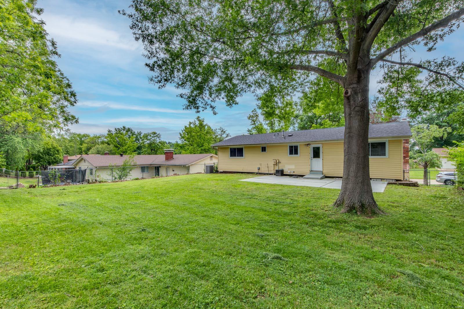 586 Bridgebend Road Ballwin, MO 63021 - Photo 43 of 44