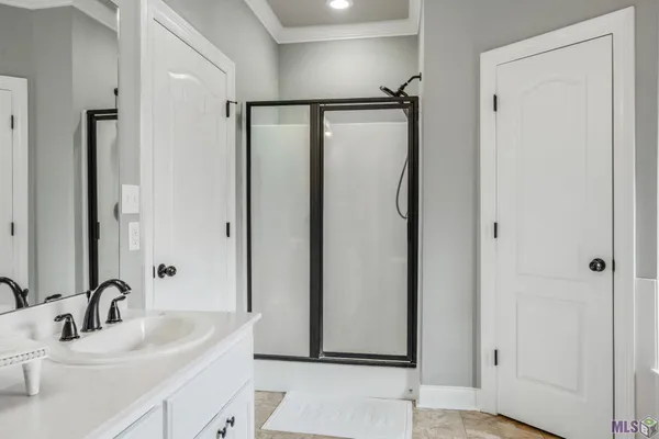 $349,999 | 10210 Indian Creek Drive, Denham Springs, LA 70726