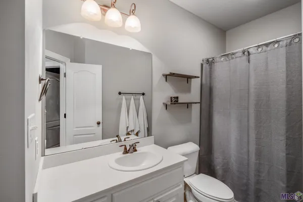$349,999 | 10210 Indian Creek Drive, Denham Springs, LA 70726