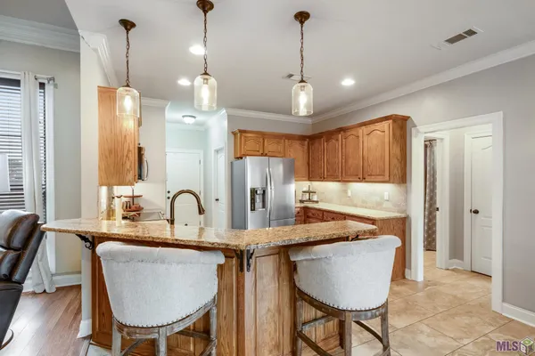 $349,999 | 10210 Indian Creek Drive, Denham Springs, LA 70726