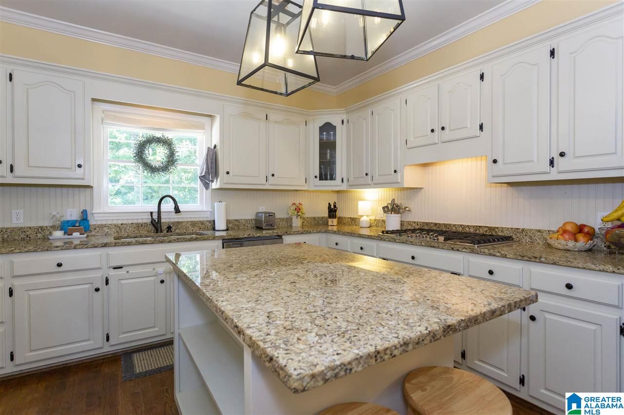 1401 Eden Ridge Drive Birmingham, AL 35244 - Photo 5 of 50